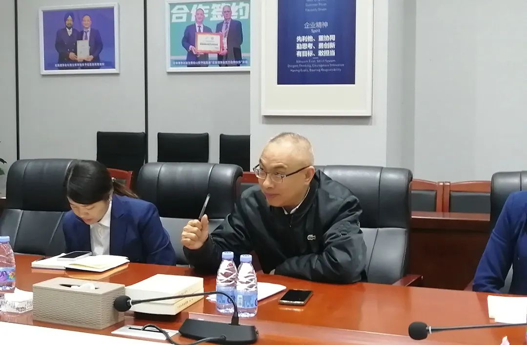 学习党的二十大精神和习近平新时代中国特色社会主义头脑座谈会——明升mansion88党支部2024第一次党员全体聚会召开